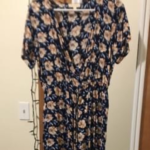 Floral jumpsuit - Picture 1 of 1